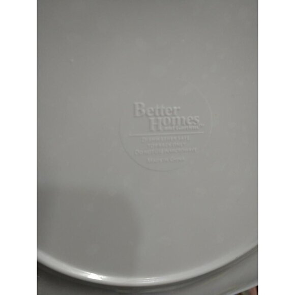 Better Homes & Gardens Scalloped Floral Melamine Dinner Plates Set Of 4- 8" - Picture 4 of 6